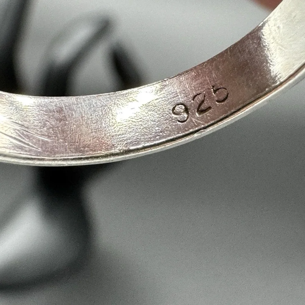 The Unbranded Brand elegant sterling